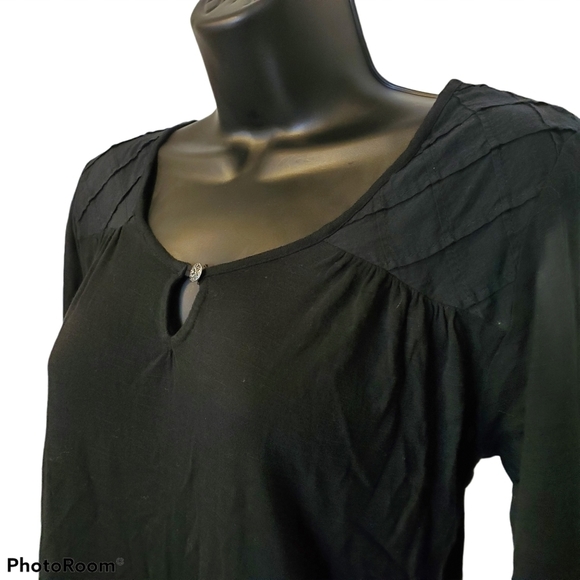 Lucky Brand Keyhole Black Loose Top - Picture 2 of 4